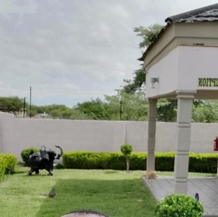 Lee Bed & Breakfast Francistown Exterior photo