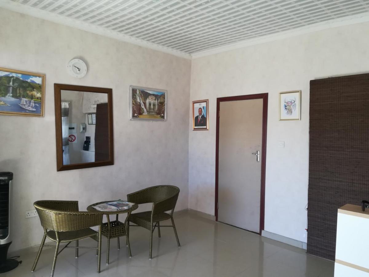 Lee Bed & Breakfast Francistown Exterior photo
